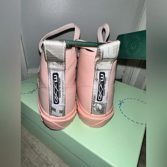 OFF-WHITE Leather Mid-Top Vulcanized Sneakers EU 35 / US 5 $580